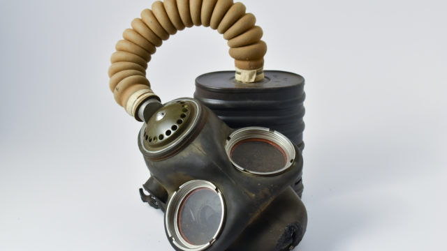 Anti-gas respirator