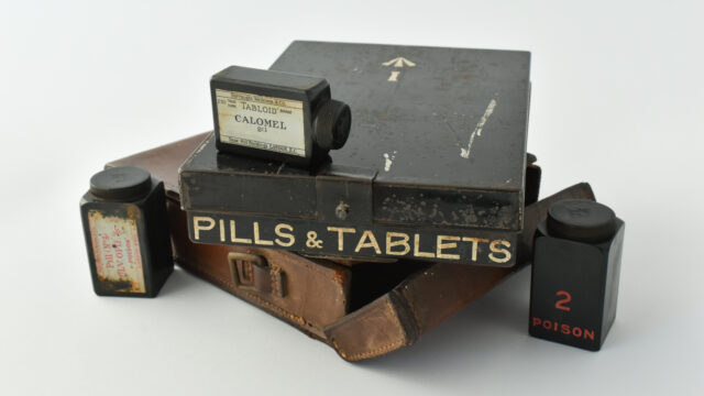 Pills & tablets box